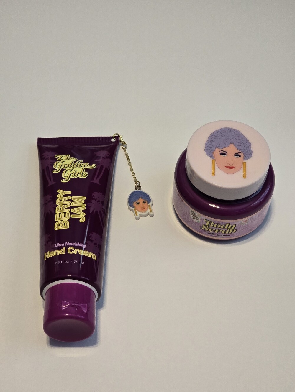 💫🧓 Brand New The Golden Girls Dorothy Hand Cream & Body Scrub Set NWT